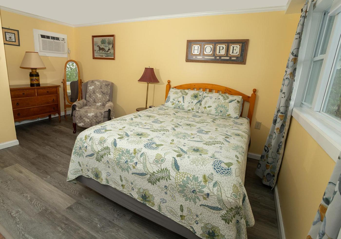 Shaftsbury Governor'S Rock Motel מראה חיצוני תמונה