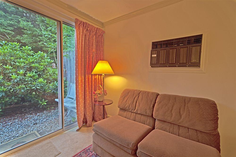 Shaftsbury Governor'S Rock Motel מראה חיצוני תמונה