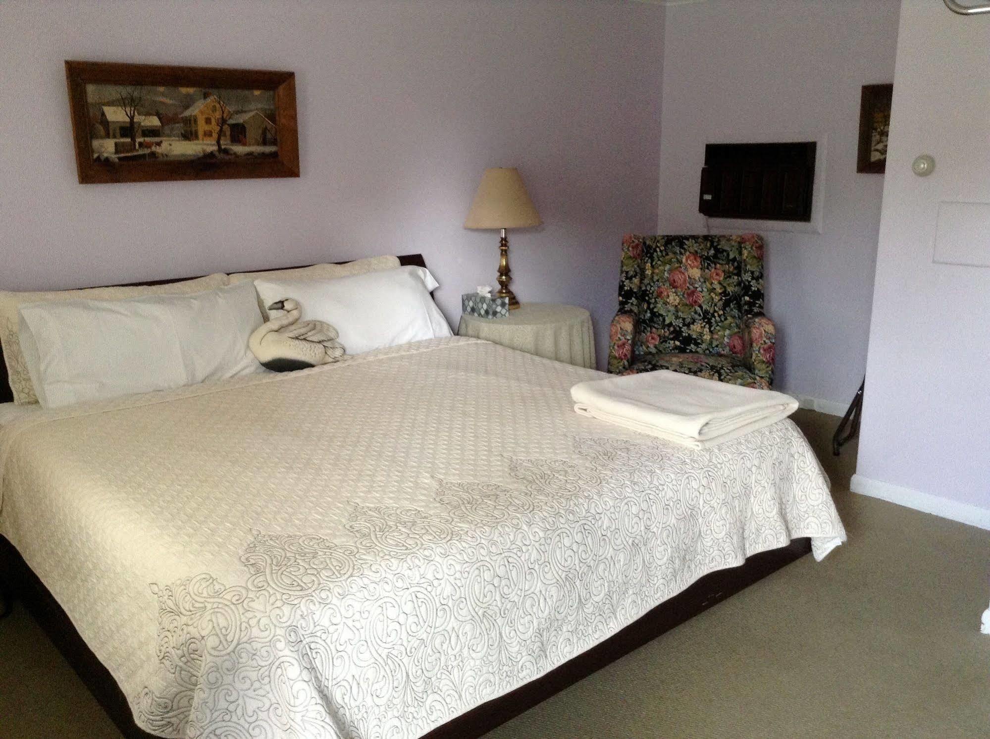Shaftsbury Governor'S Rock Motel מראה חיצוני תמונה